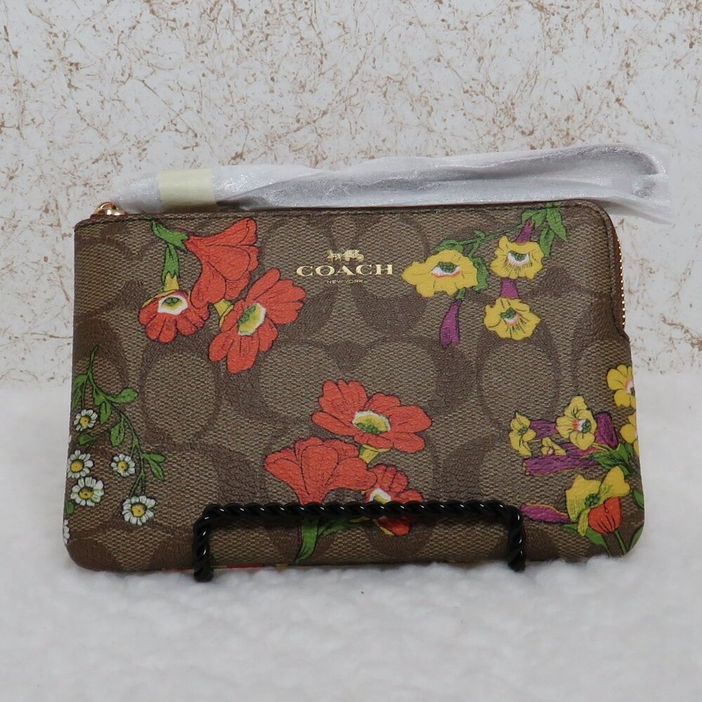 Coach Signature Canvas Floral Corner Zip Wristlet (Khaki)